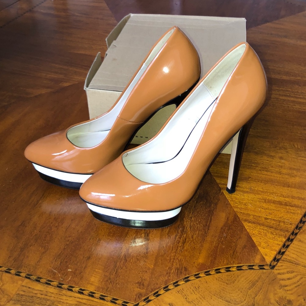 Zara Caramel Patent Leather Platform Pump!